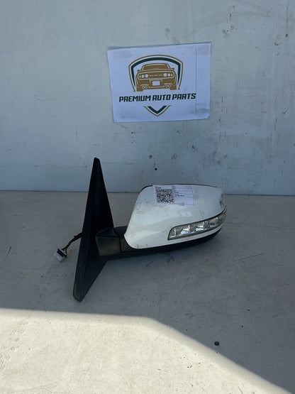2013 Kia Sorento XM Station Wagon Left Door Mirror