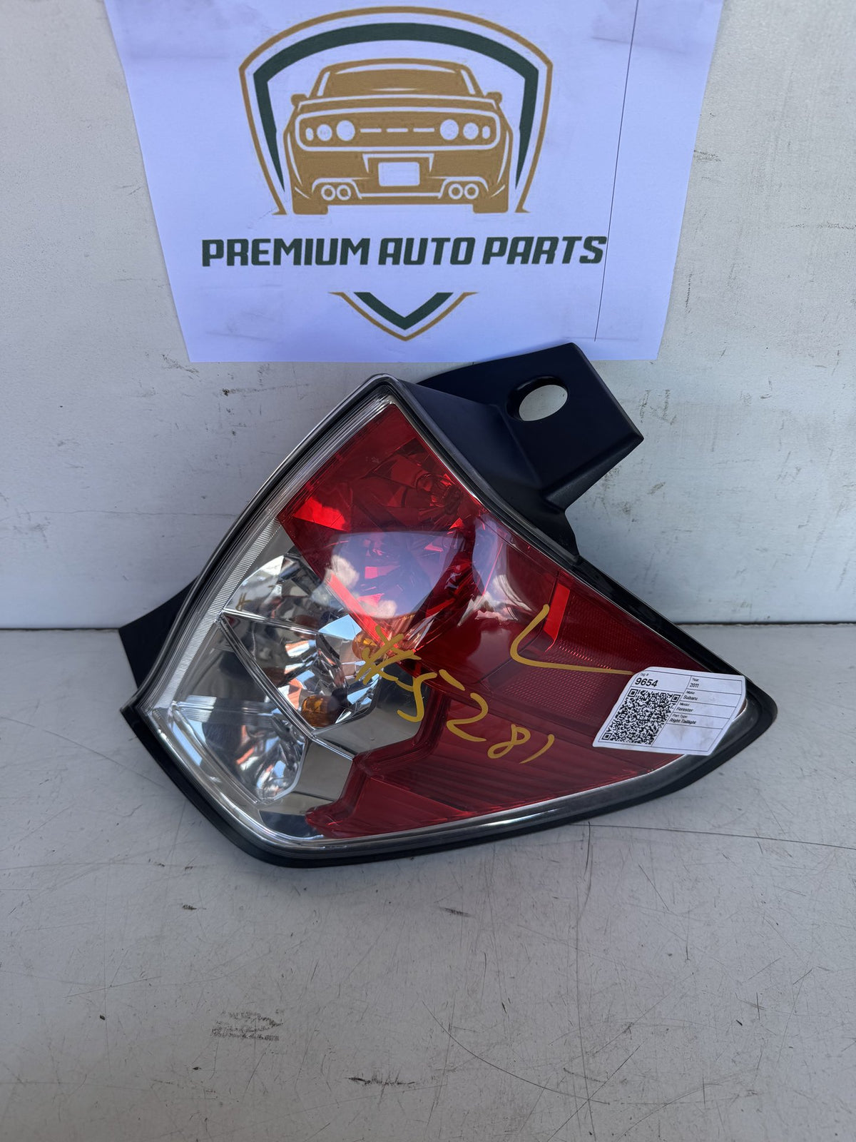 2011 Subaru Forester Right Taillight