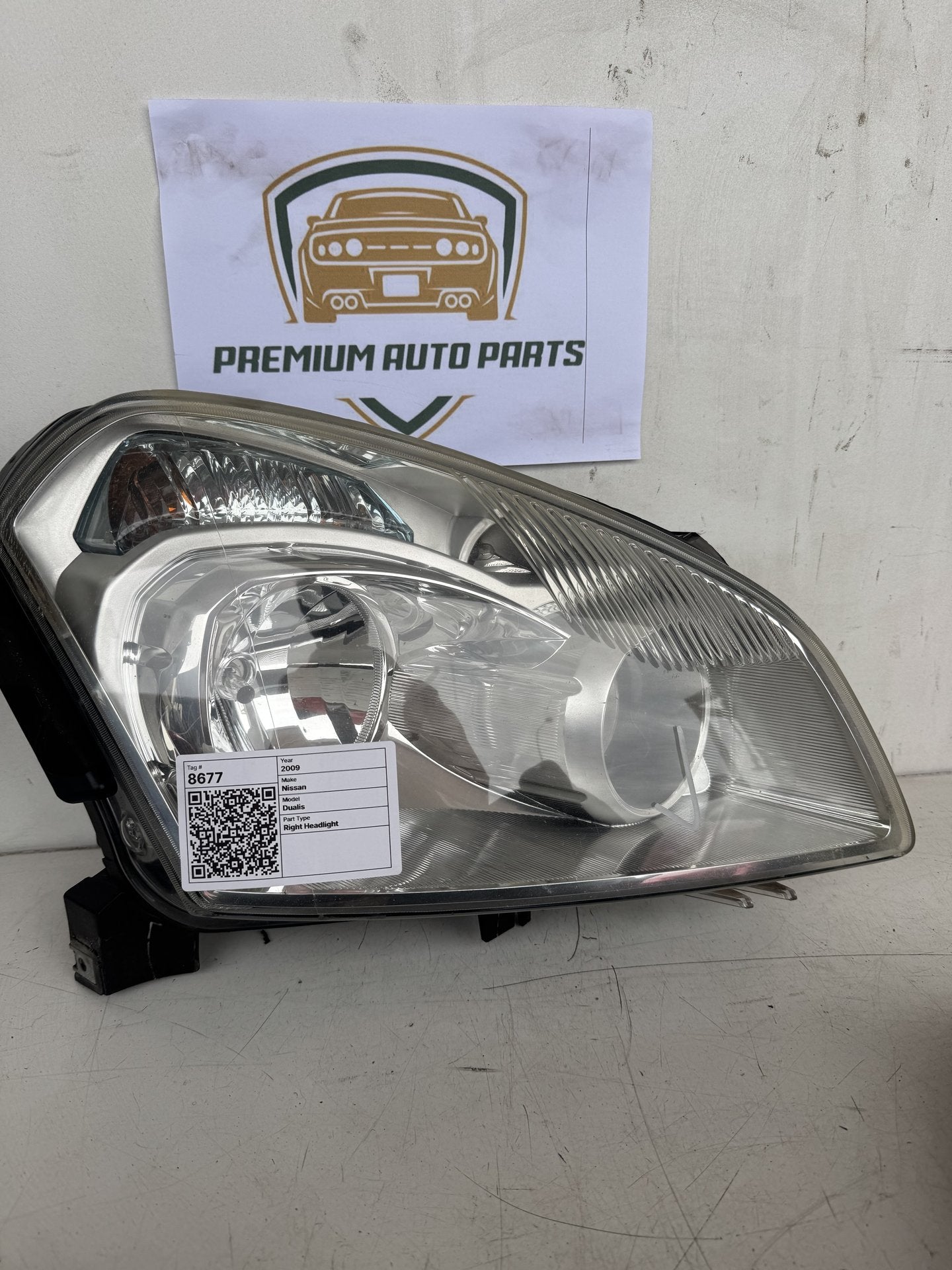 2009 Nissan Dualis Station Wagon Right Headlight