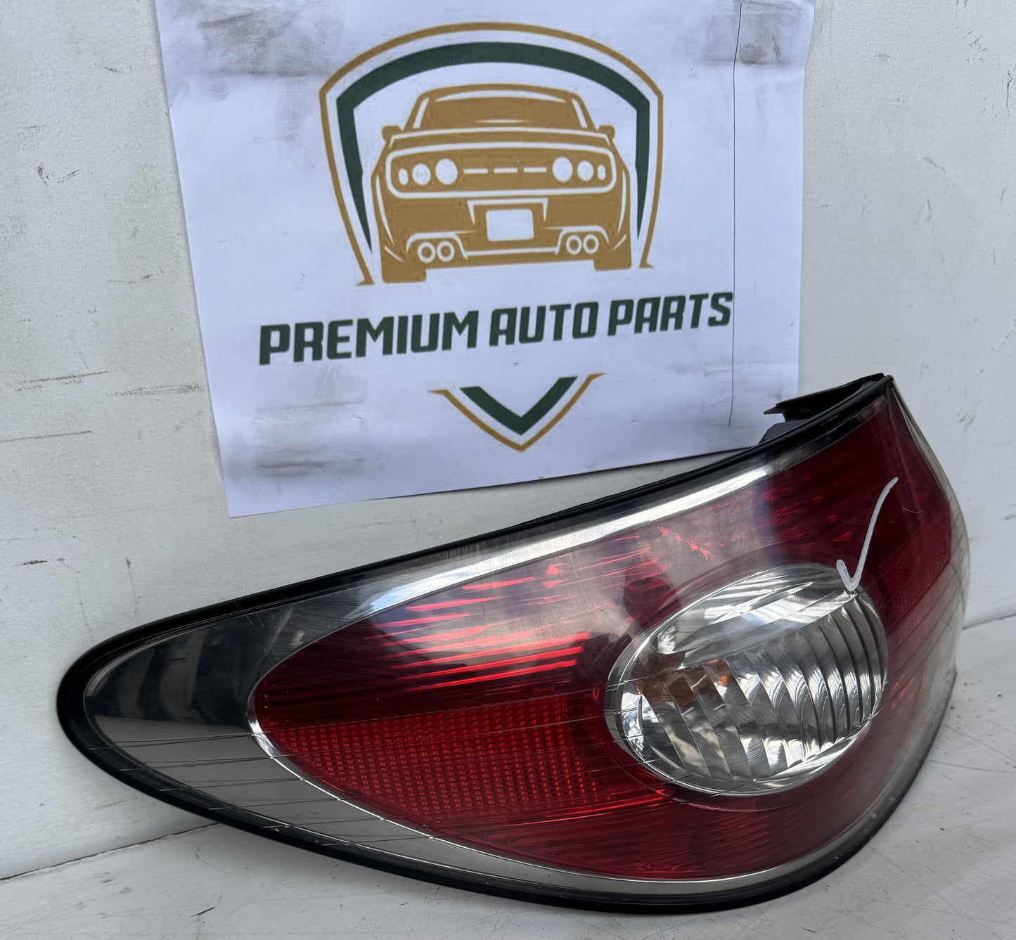 2003   Left Taillight