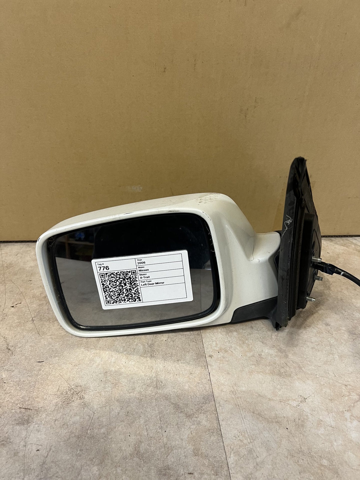 2006 Nissan X-Trail - Left Door Mirror