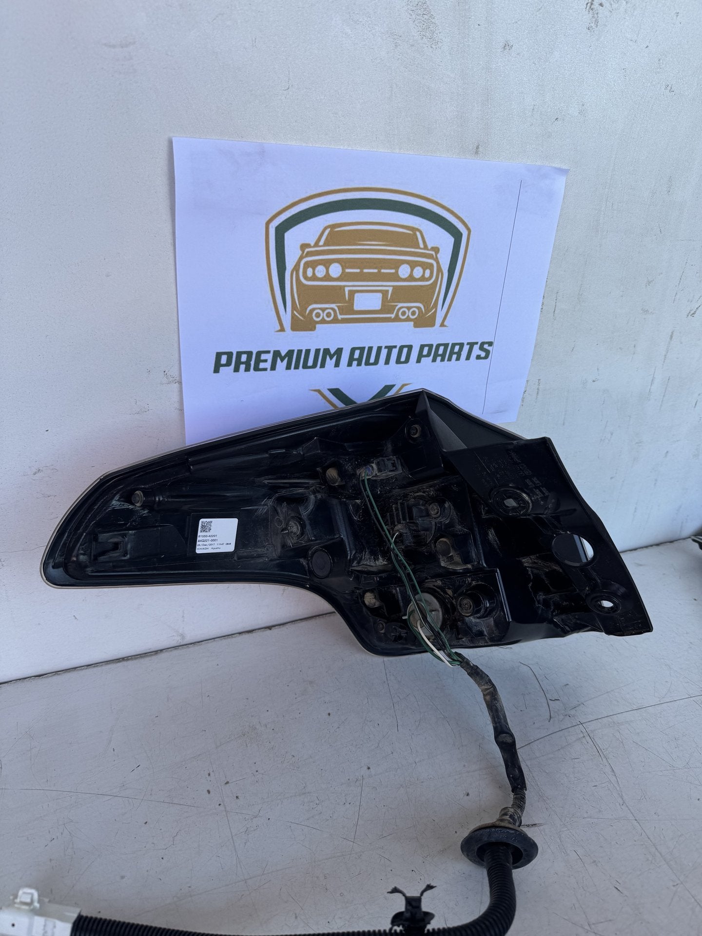 2017 Toyota RAV4 Station Wagon Right Taillight