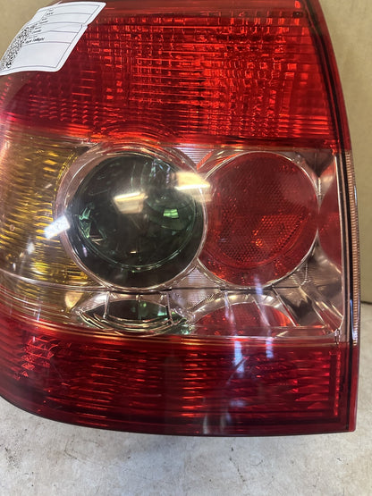 2004 Toyota Corolla - Right Taillight