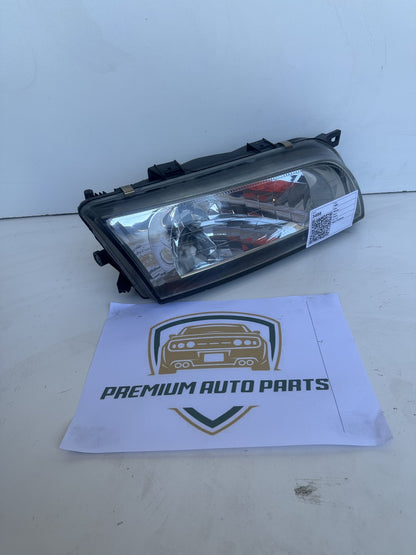 1998-2000 Nissan Pulsar Right Headlight ichikoh 1575