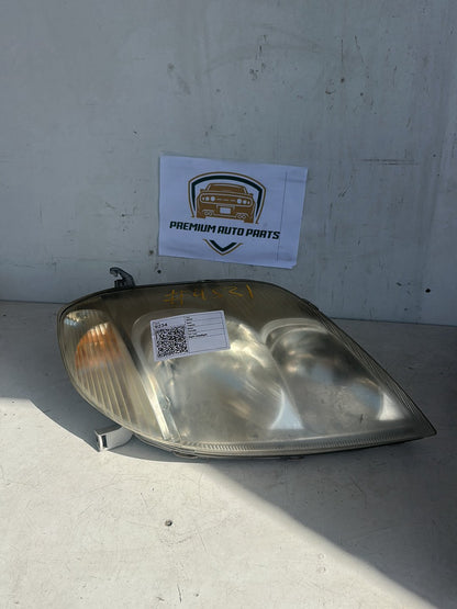 2004 Toyota Corolla E120 Hatchback Right Headlight
