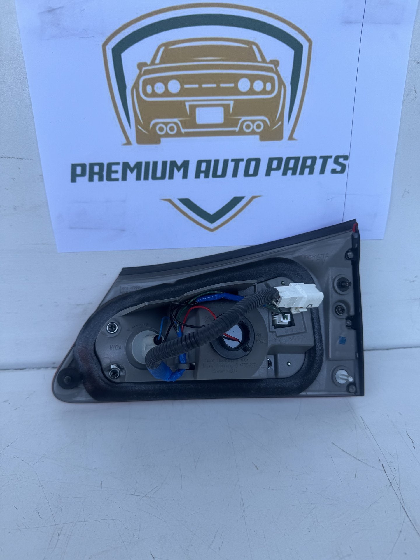 2010  E20 Left Boot Light
