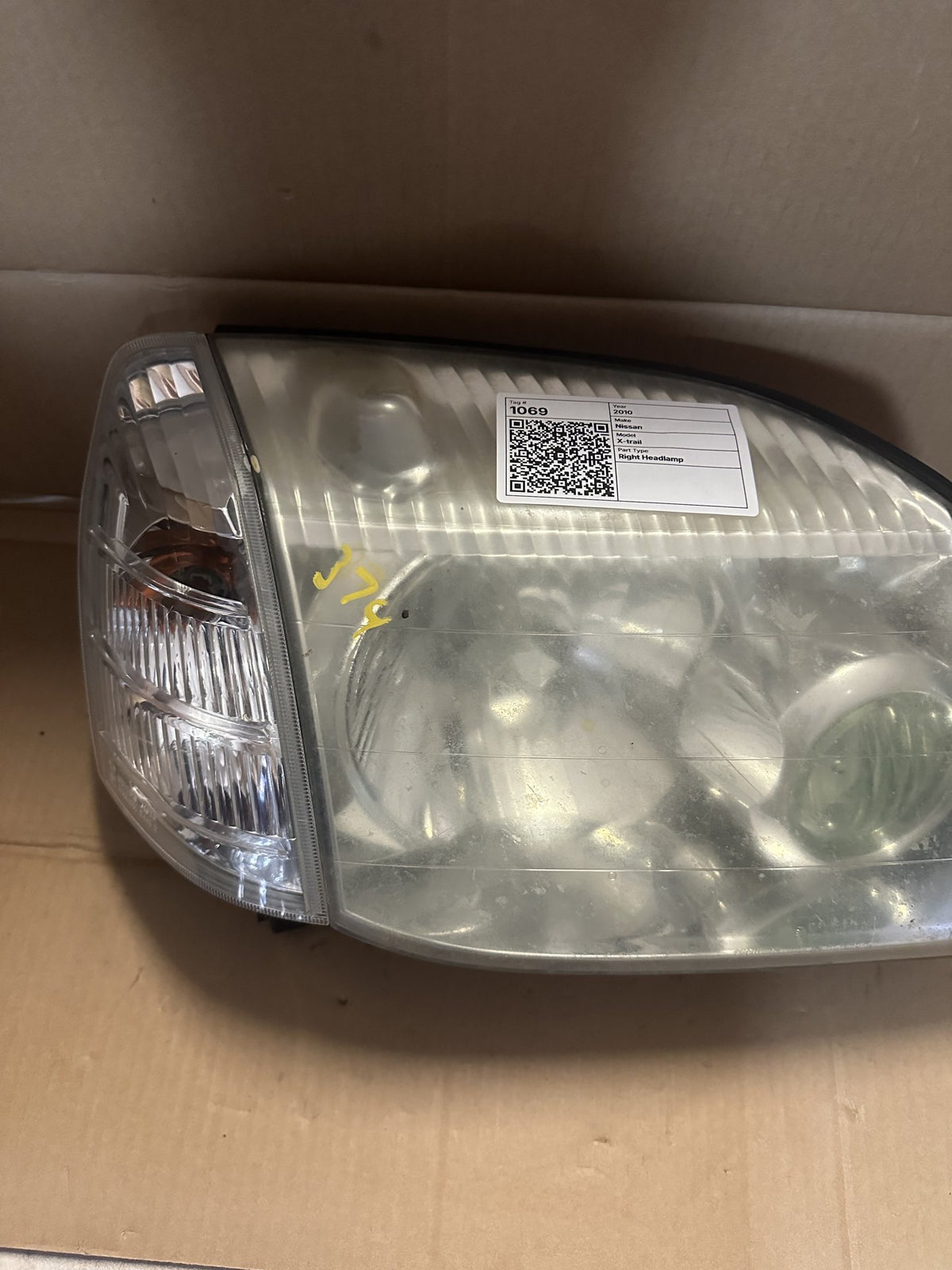 2010 Nissan X-Trail X-trail Station Wagon Right Headlight HCR58