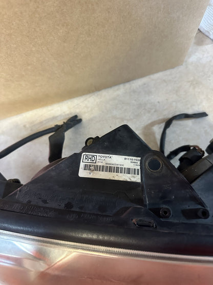 2004 Toyota Camry Sedan Right Headlight 81150