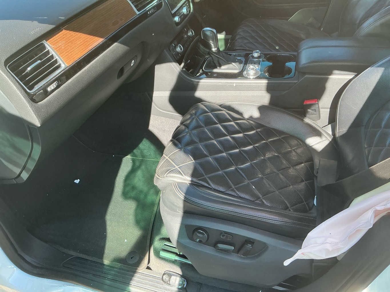 2017 Volkswagen Touareg MK2- 7P