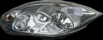 2016 Renault Master Cargo Van Right Headlight