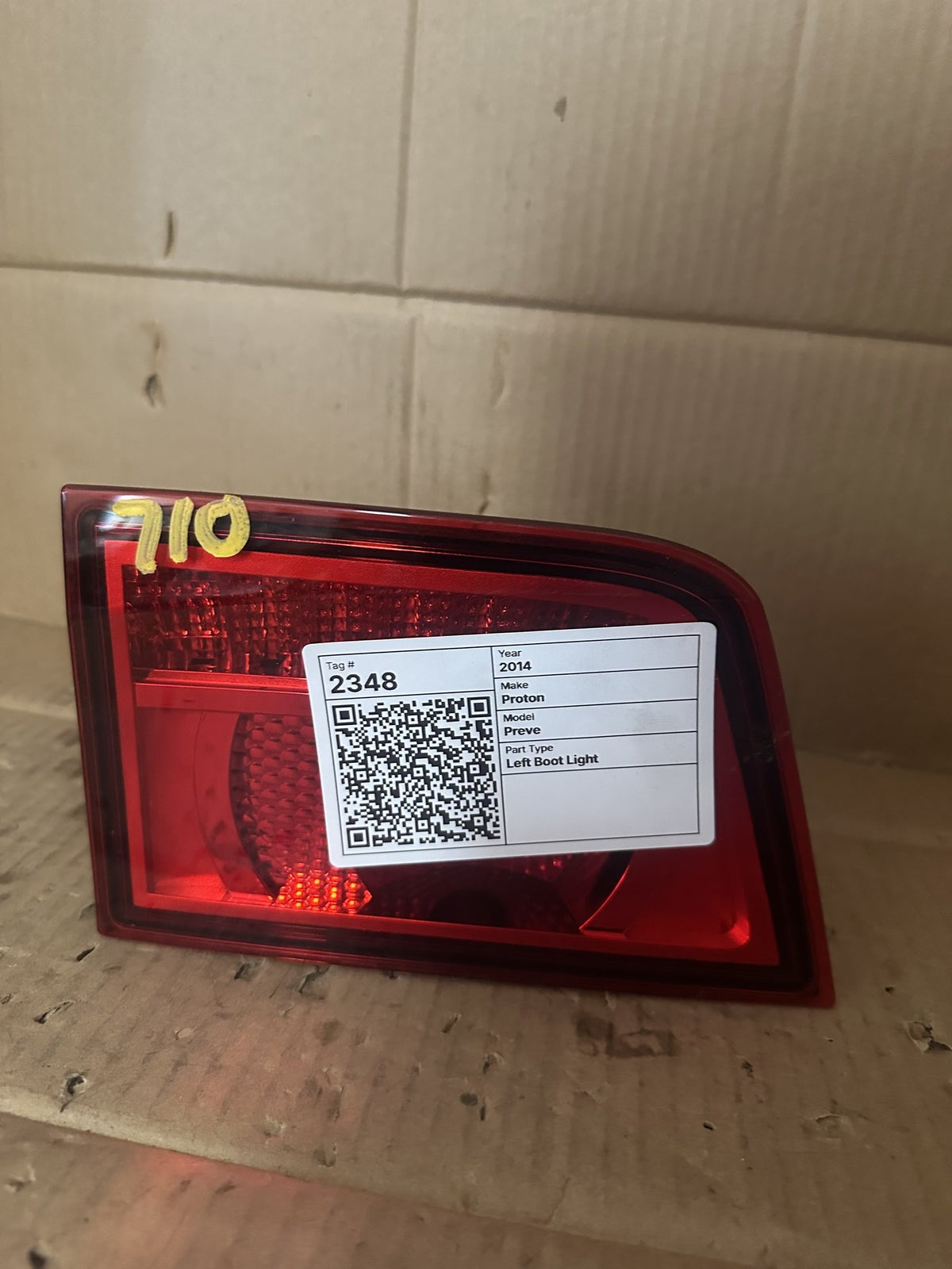 Left Boot Light, 6102, 2014, Proton, Preve, CR