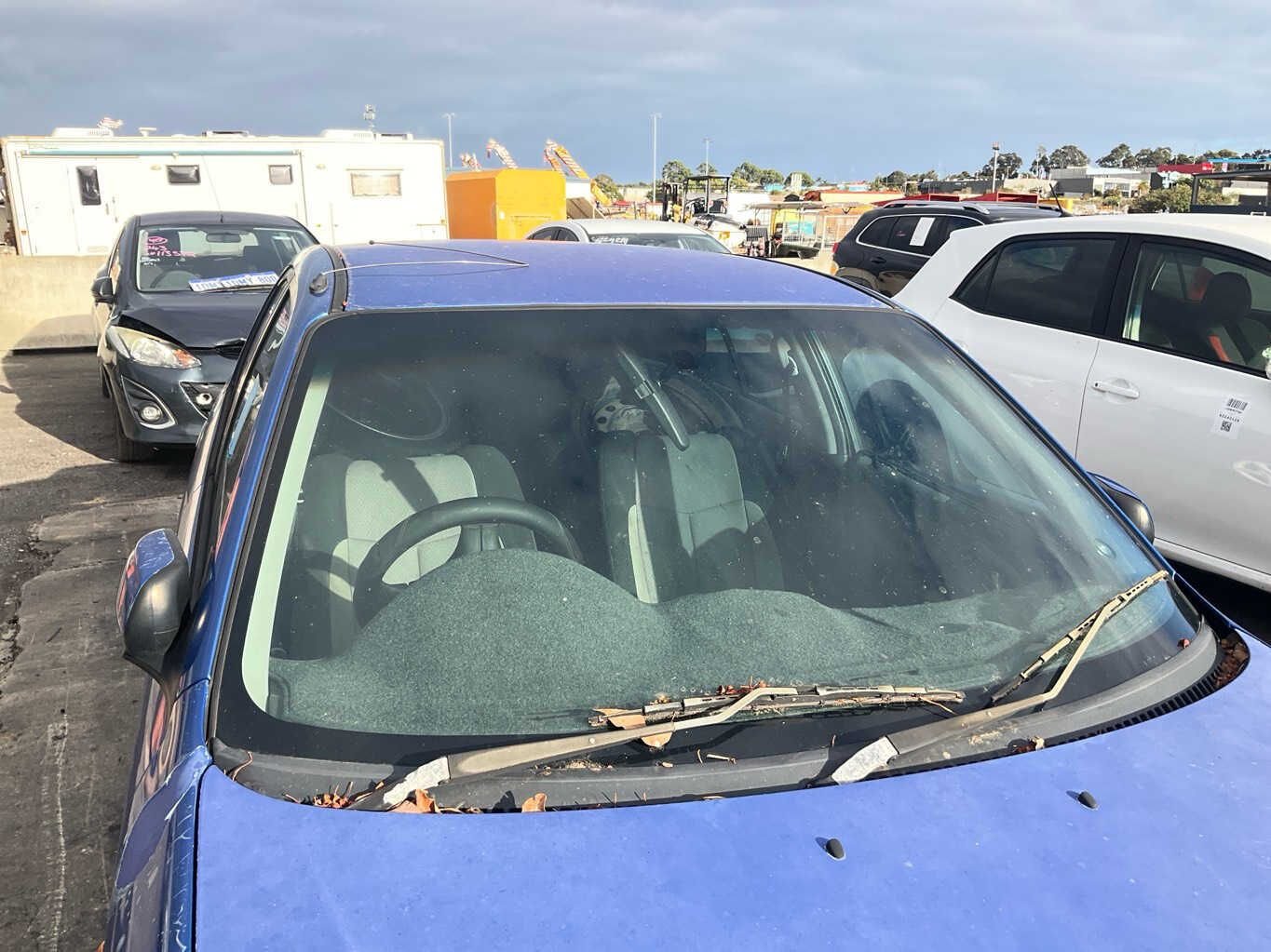 2003 Mazda 323 BJ