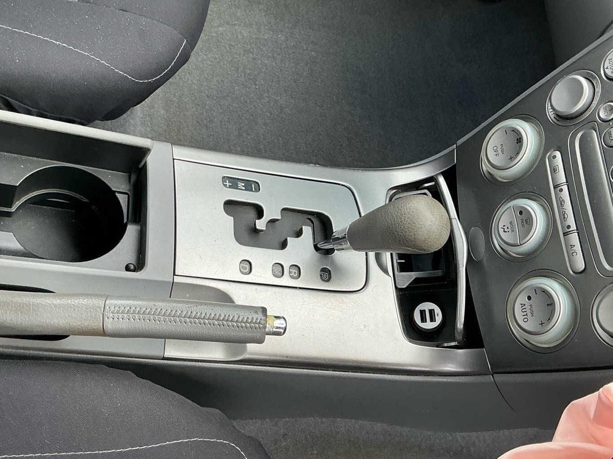 2004 Mazda Xedos 6