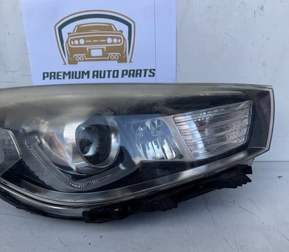 2018   Right Headlight