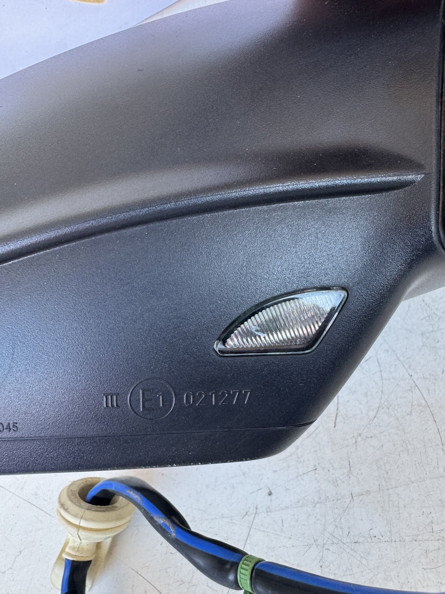 2019 Volkswagen Golf Station Wagon Right Door Mirror 021277