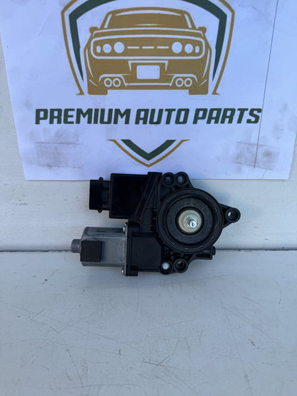2014  GD LEFT FRONT WINDOW MOTOR
