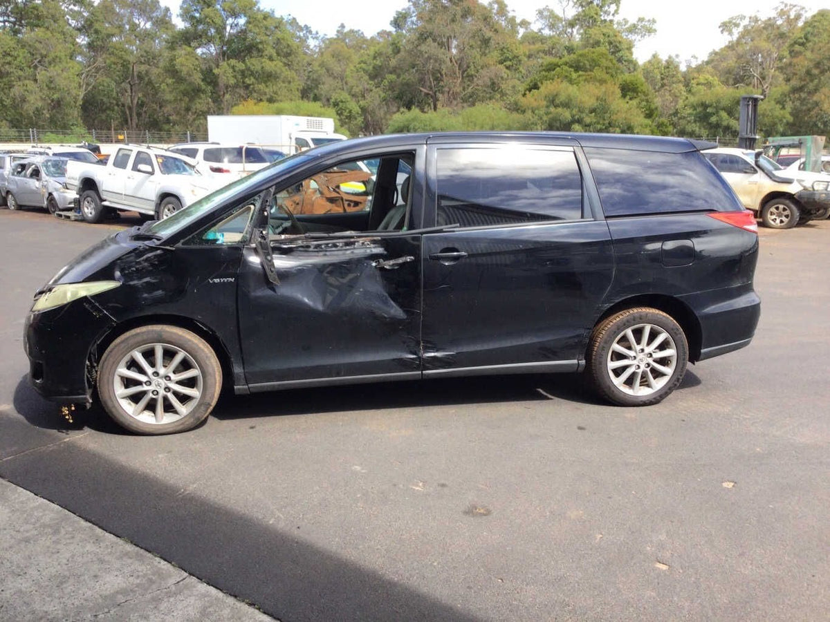 2010 Toyota Tarago R50