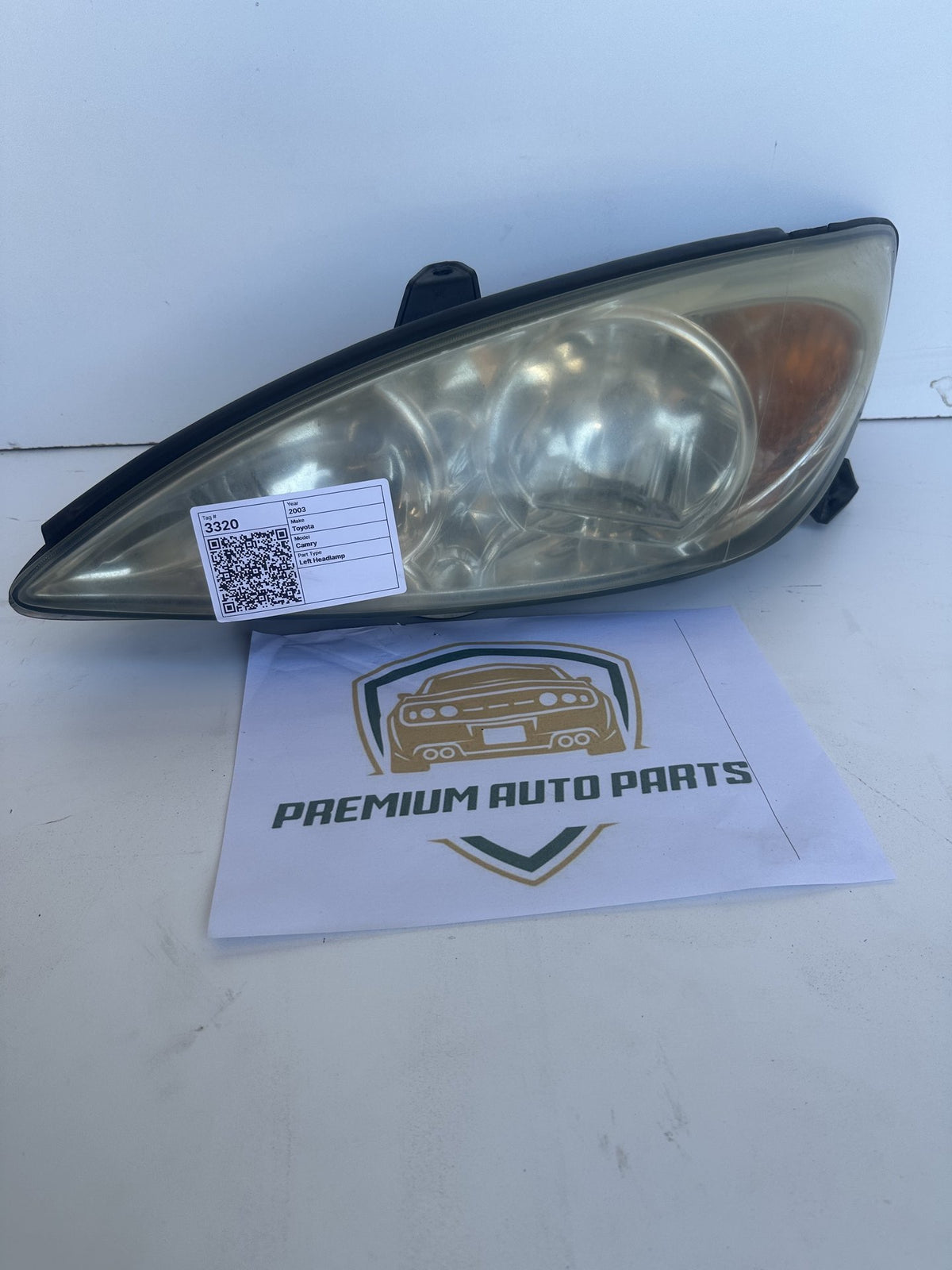 2003 Toyota Camry V30 Sedan Left Headlight 81150-YC090