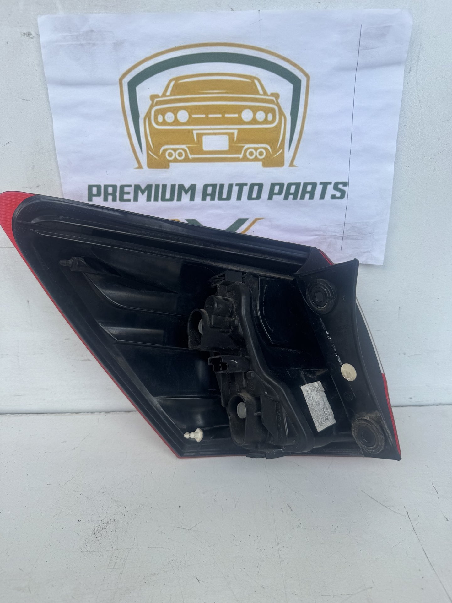 2010   Right Taillight