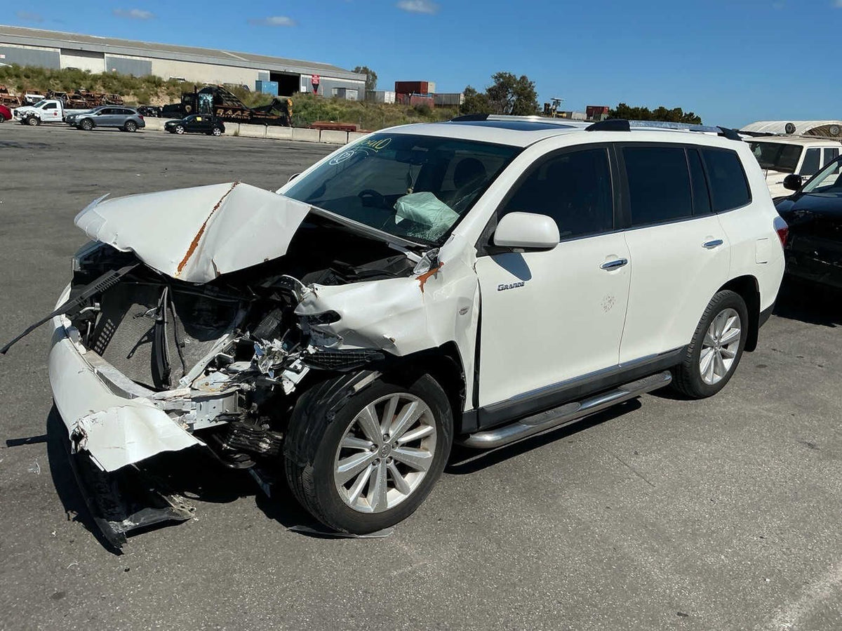 2011 Toyota Kluger Grande U40