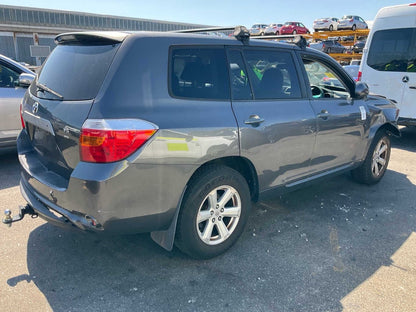 2009 Toyota Kluger U40
