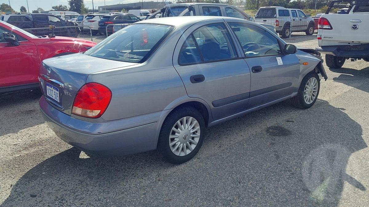 2004 Nissan Pulsar
