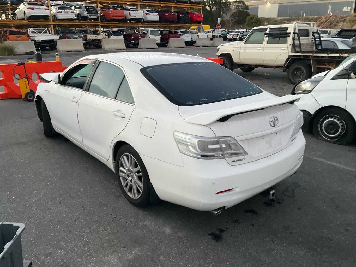 2010 Toyota Aurion  Sedan 
Toyota
Aurion