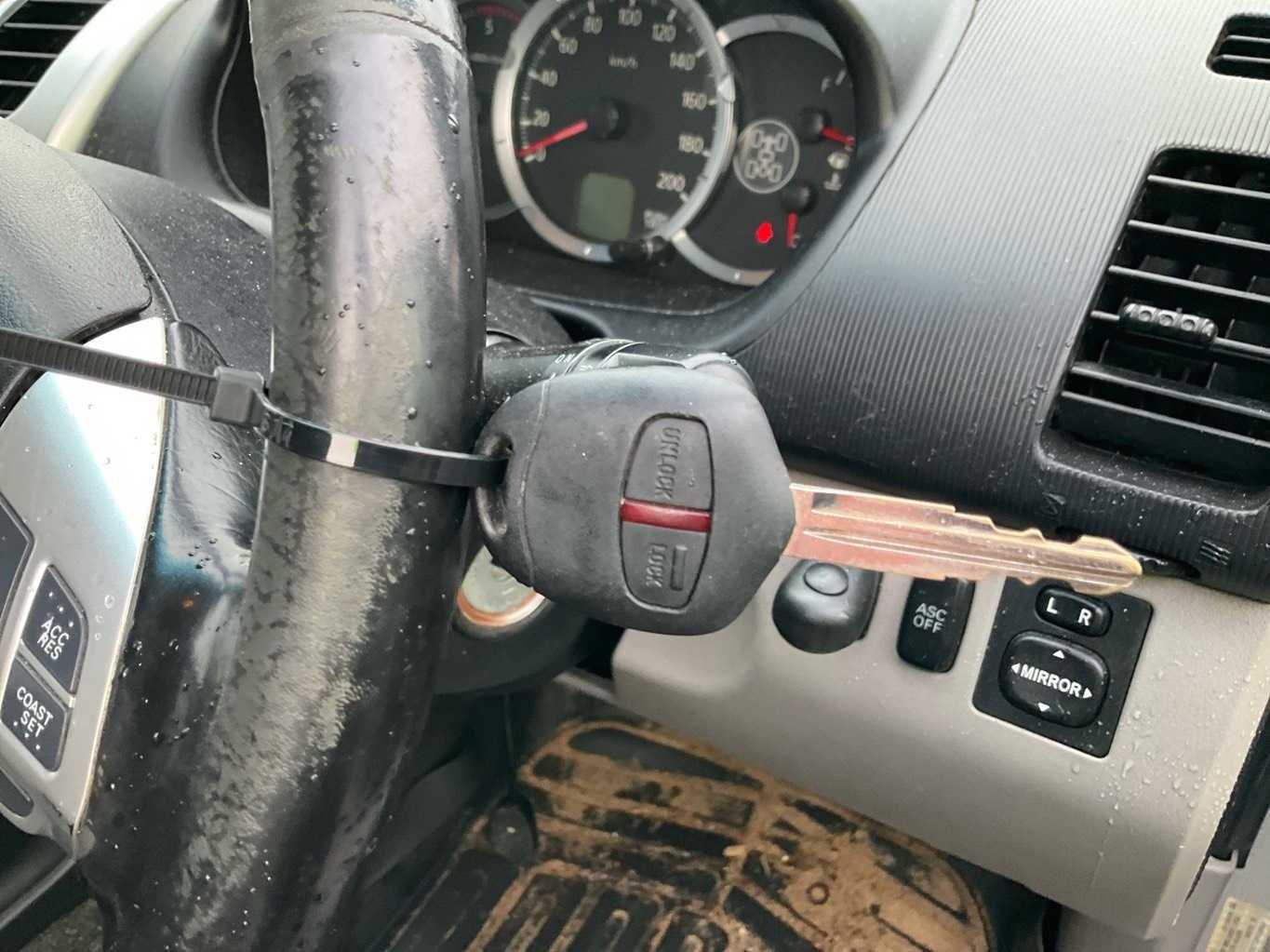 2011 Mitsubishi Triton GLX-R MN