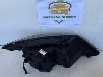 2013 Kia Sorento XM Station Wagon Left Headlight L009G5900GV