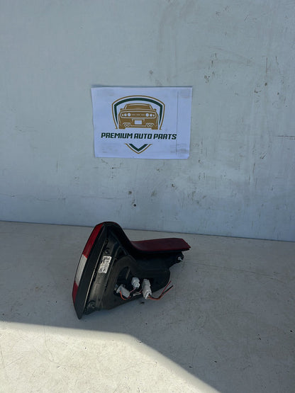 2013 Kia Sorento XM Station Wagon Left Boot Light