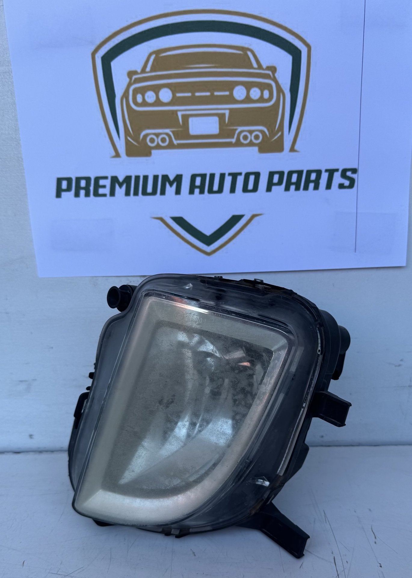 2010  MK6 - 5K Left Fog Light