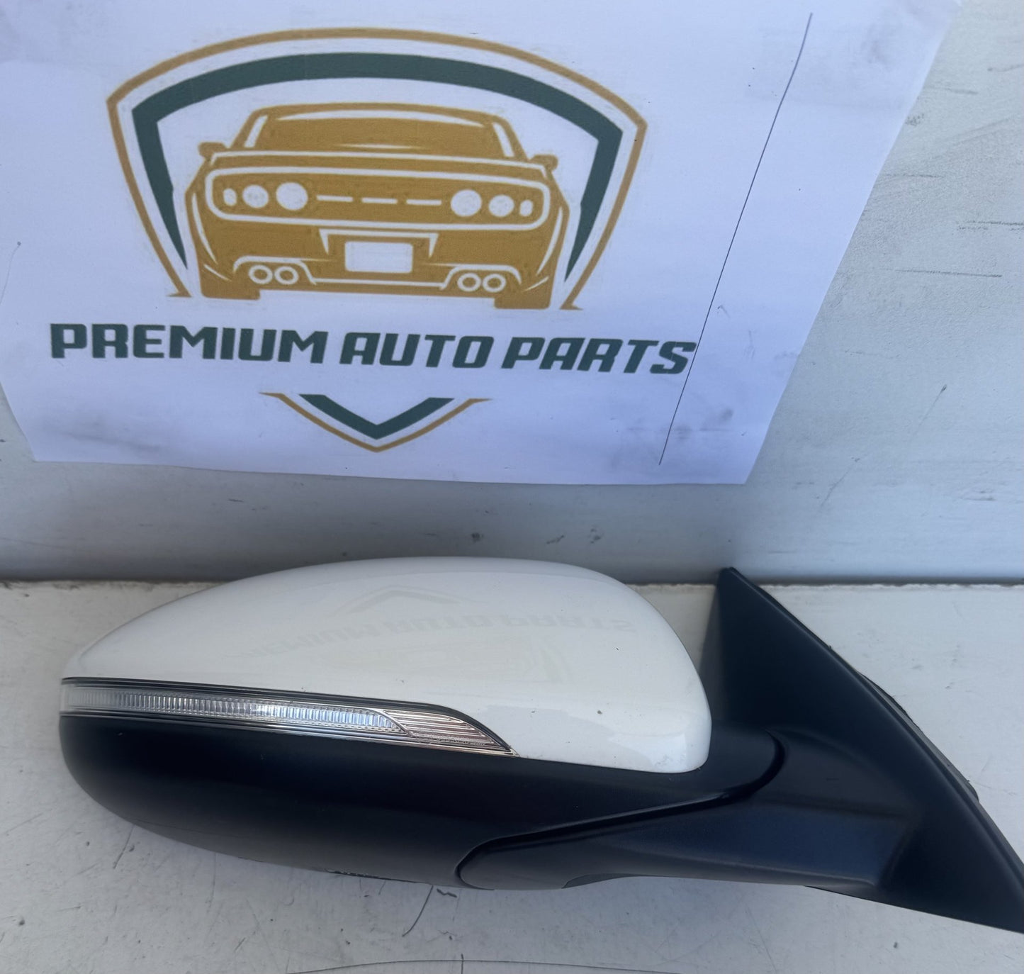 2020   Right Door Mirror