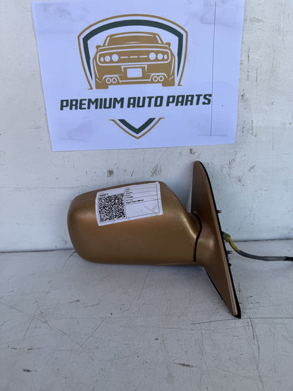2001 Toyota Corolla E110 Hatchback Right Door Mirror