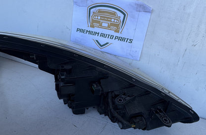 2015 Hyundai i30 GD Hatchback Left Headlight