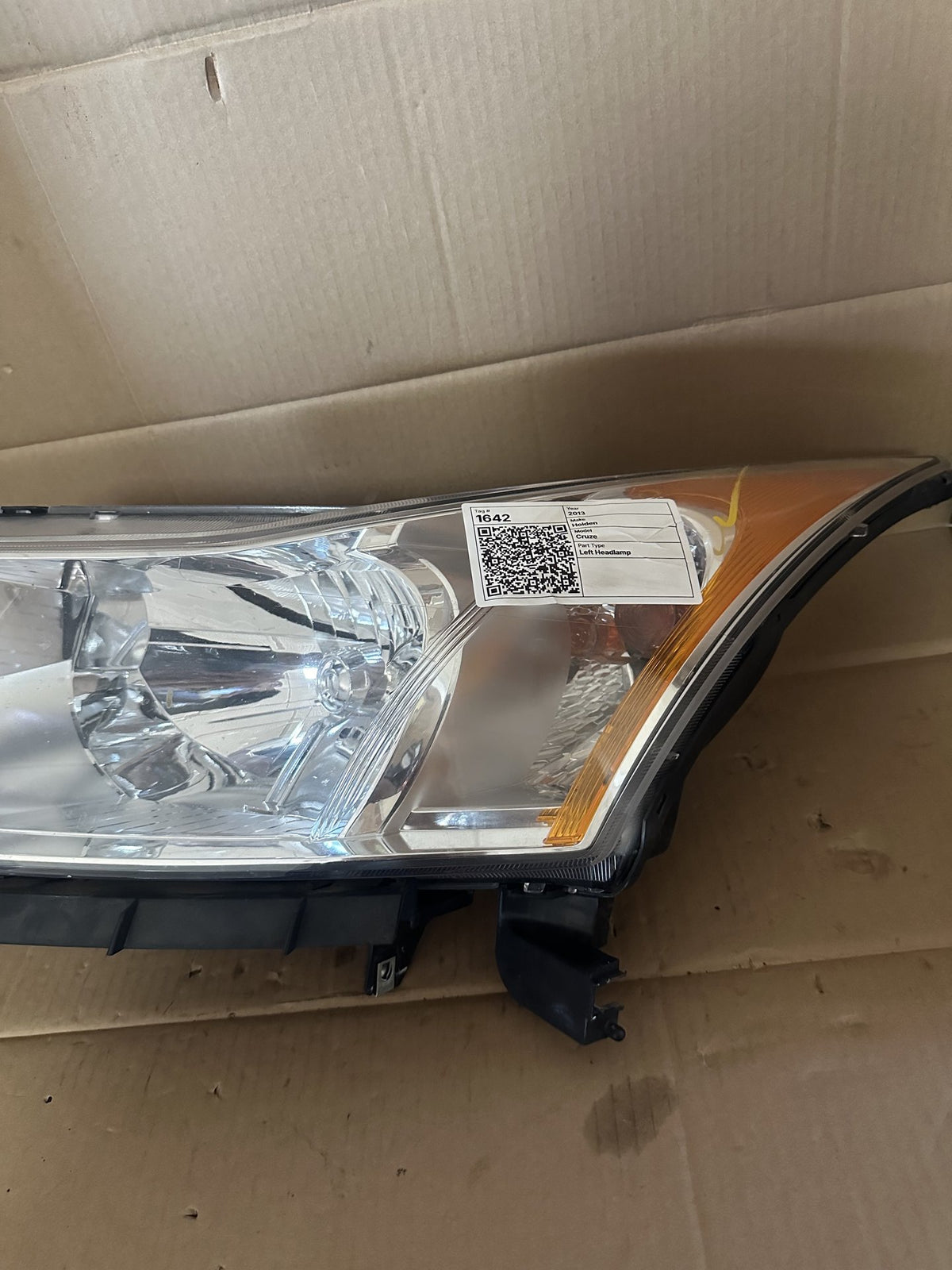 2013 Holden Cruze JH Station Wagon Left Headlight