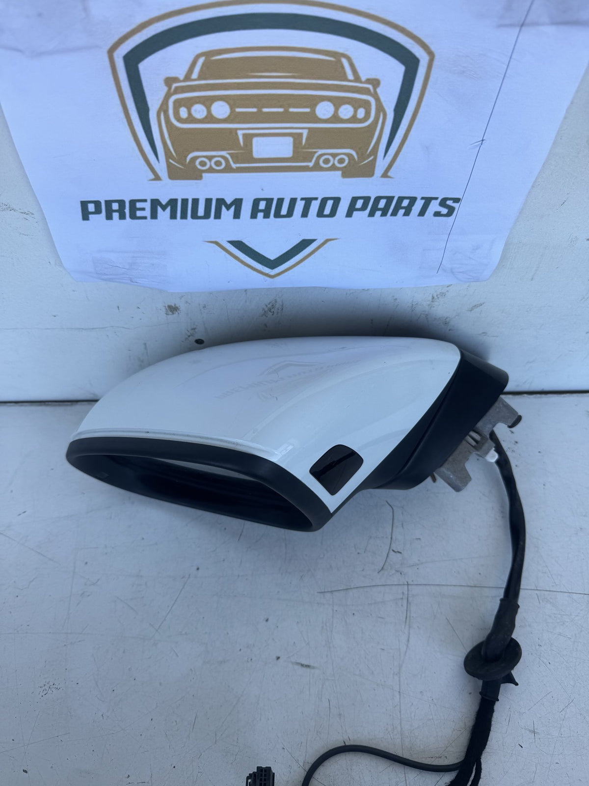 2016 Volkswagen Touareg Station Wagon Left Door Mirror