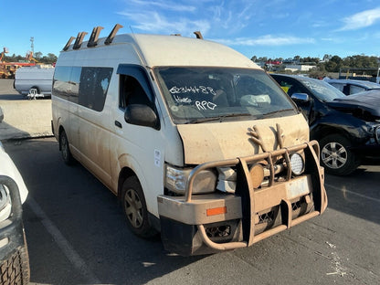 2015 Toyota Hiace Commuter H200