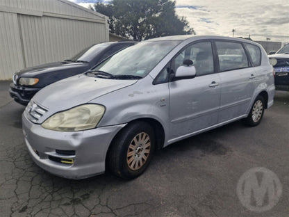 2004 Toyota Avensis