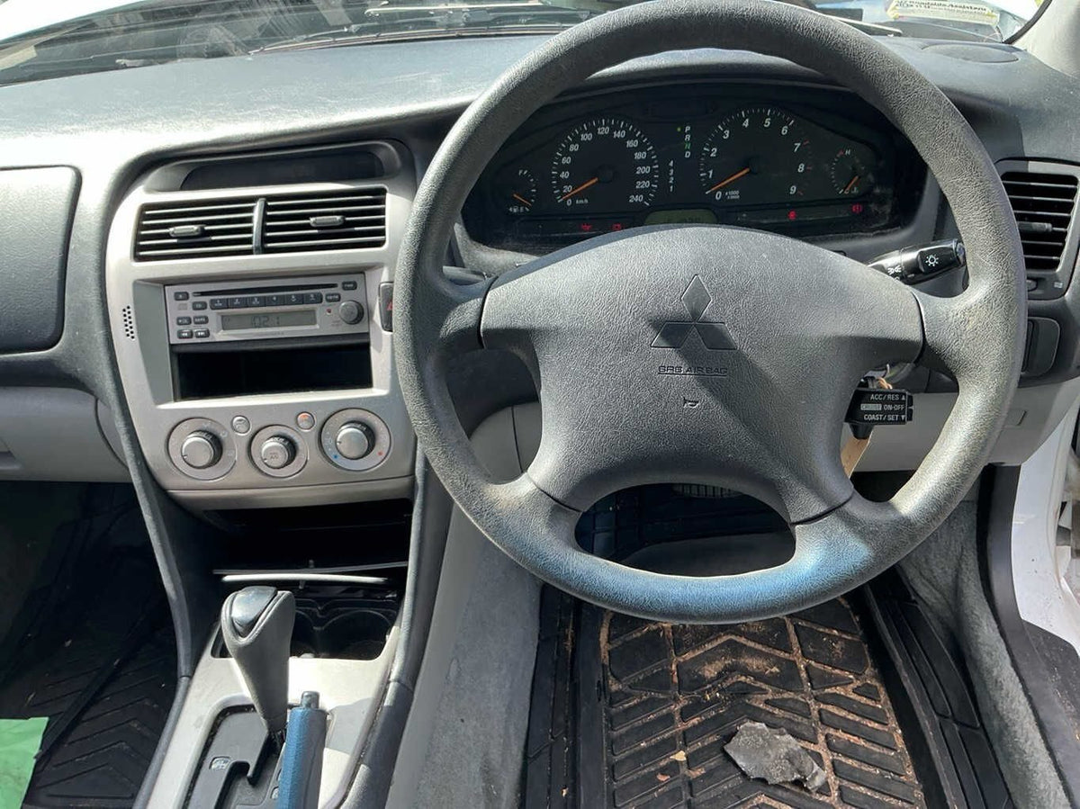 2004 Mitsubishi Magna ES TL