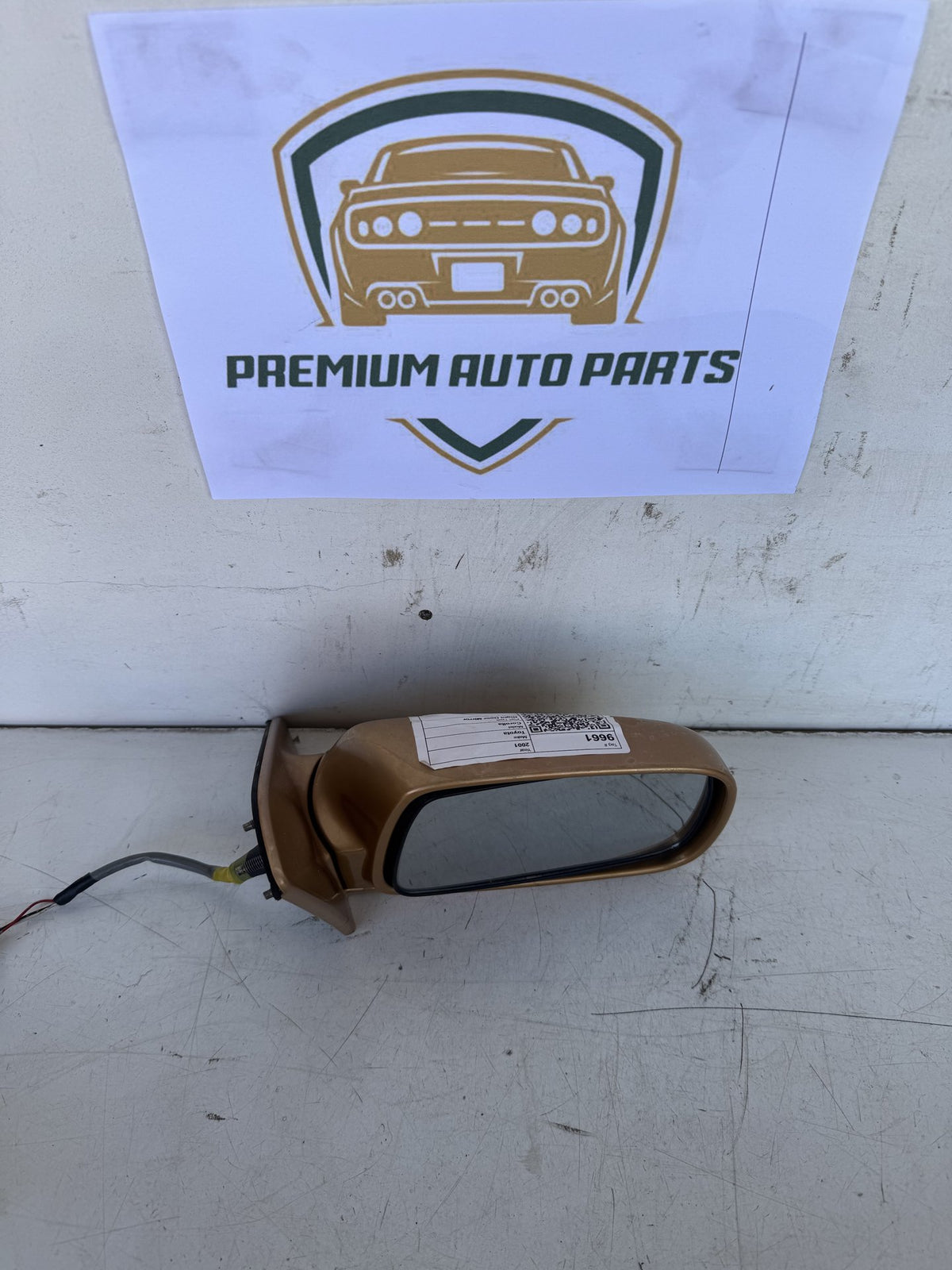 2001 Toyota Corolla E110 Hatchback Right Door Mirror