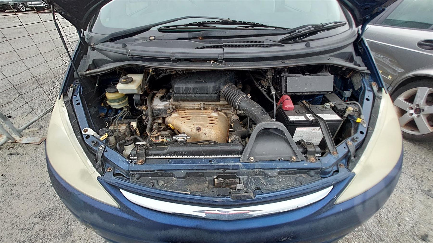 2002 Toyota Tarago