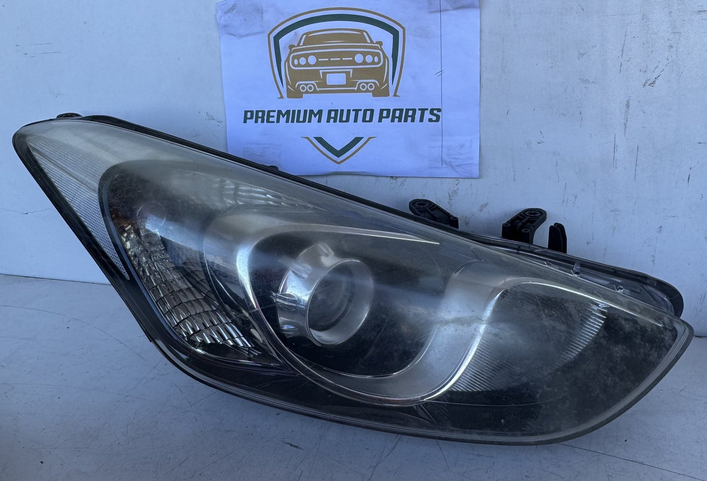 2015 Hyundai i30 GD Hatchback Right Headlight
