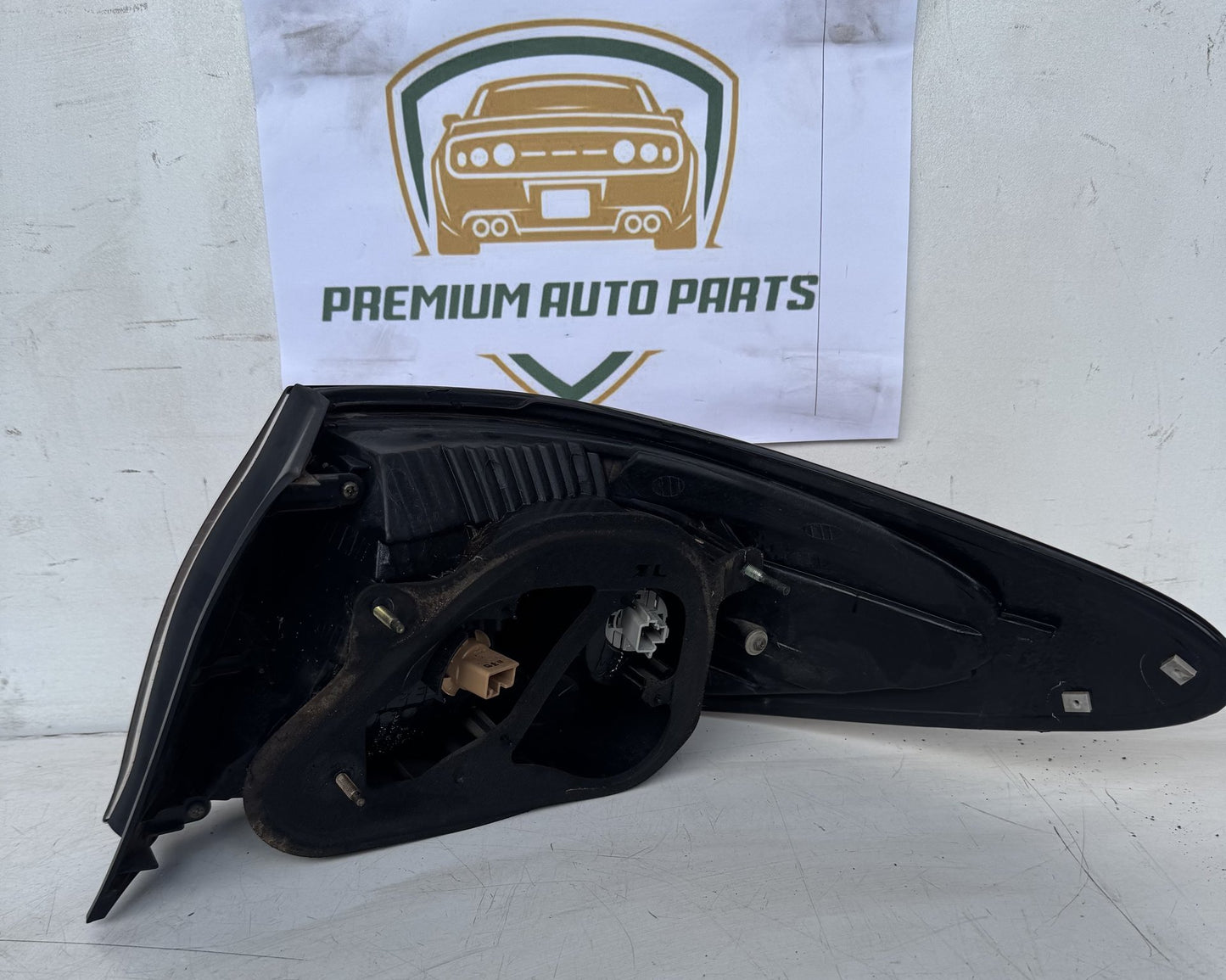 2003   Left Taillight