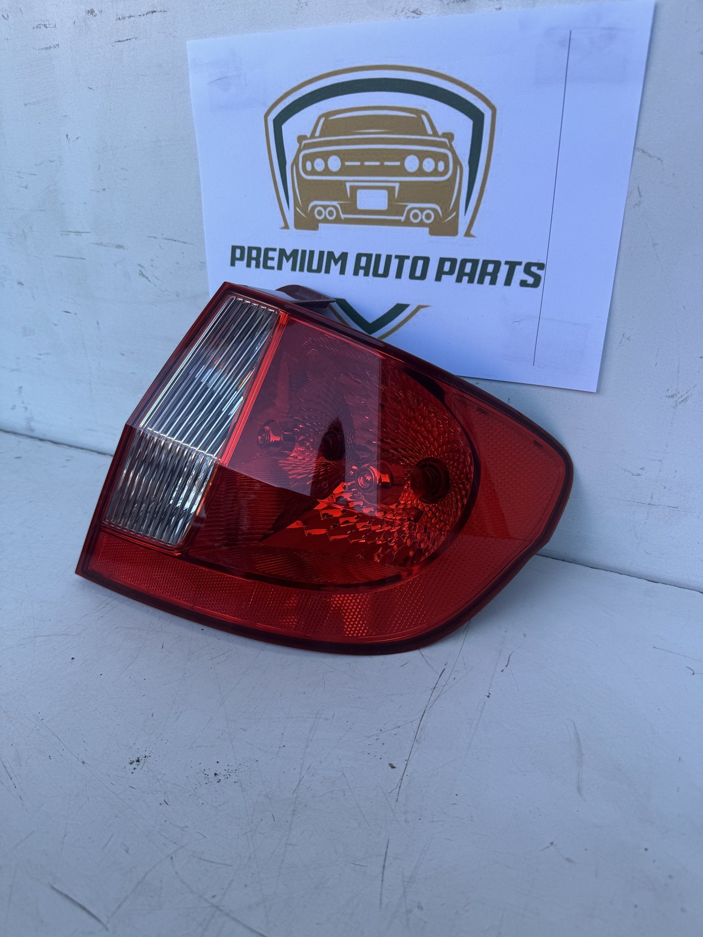 2009  TB Right Taillight