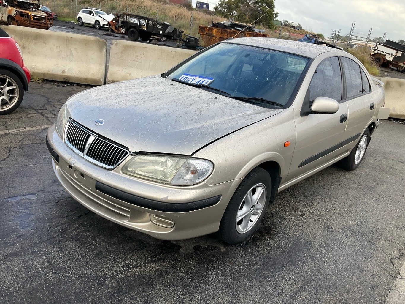 2002 Nissan Pulsar LX N16Sedan 
Nissan
Pulsar