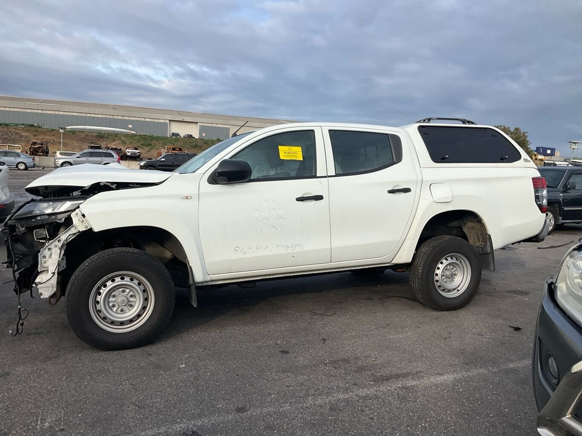 2021 Mitsubishi Triton MR