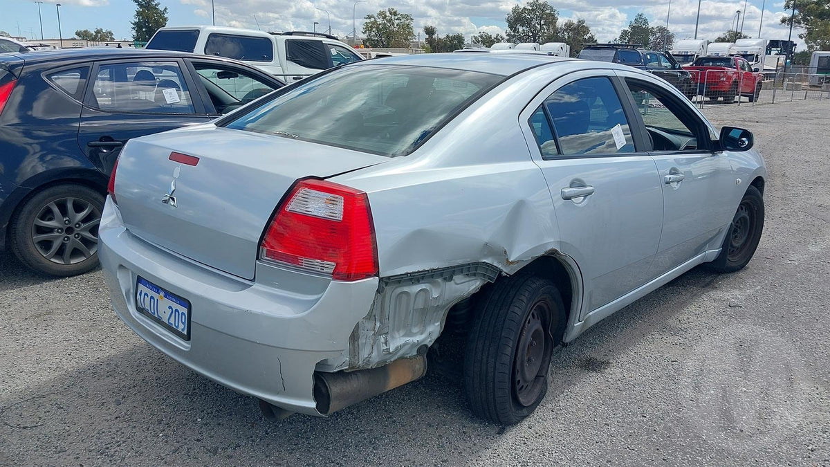 2007 Mitsubishi 380