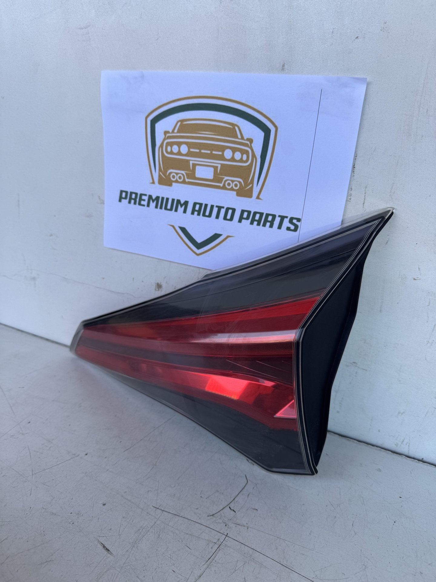 2017 Toyota RAV4 Station Wagon Right Boot Light