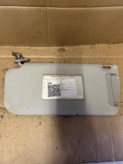 2012 Mitsubishi Pajero IV NW - Right Sun Visor