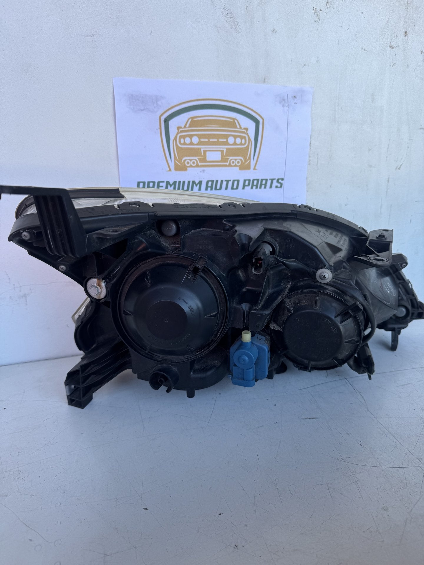 2014 Nissan Pulsar B17 Sedan Left Headlight
